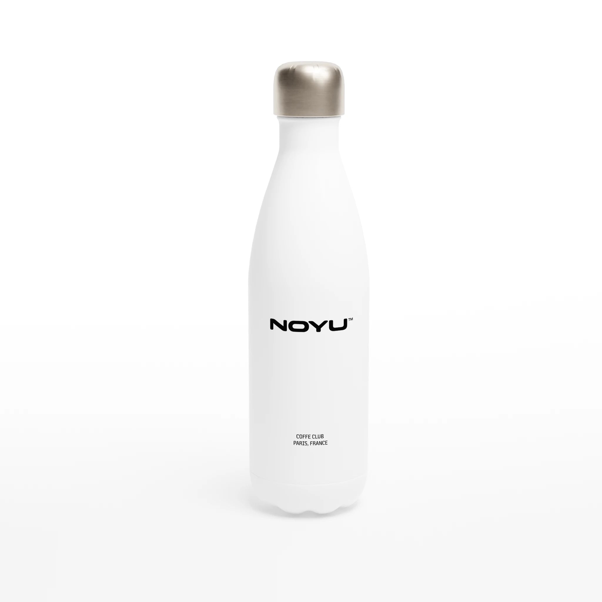 Bouteille isotherme NOYU 17oz mockup contexte gym pilates — insulated stainless bottle aesthetic