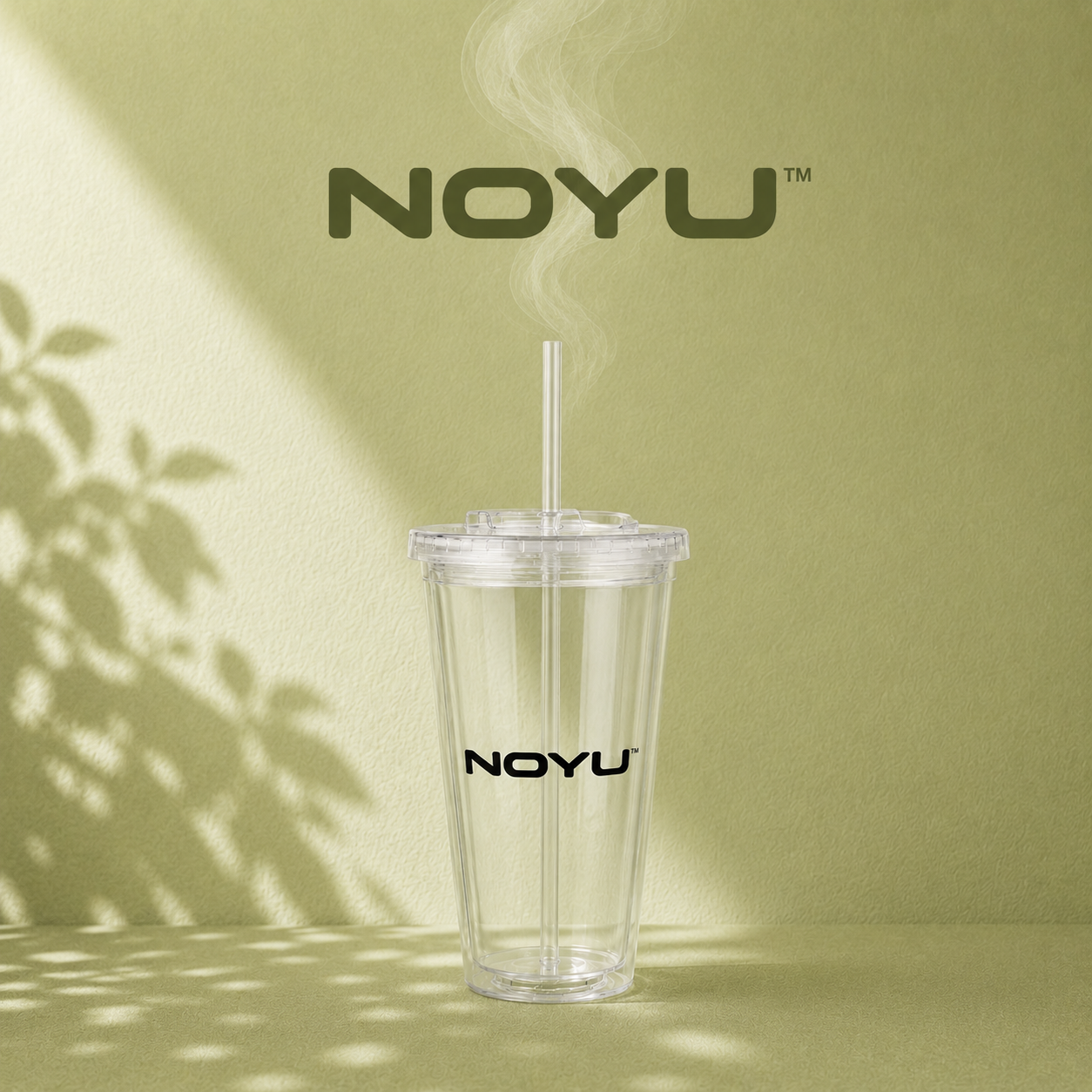 Gobelet Iced 16oz NOYU avec iced matcha latte — aesthetic summer cup tumbler réutilisable